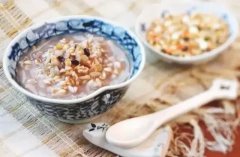 爱吃这８种食物的人，少生病，易长寿！